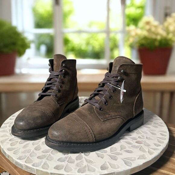 Thursday Boot Co. Women’s Captain Boots GoodYear Welt Lace-Up Cap Toe Size 6.5 - Picture 4 of 16